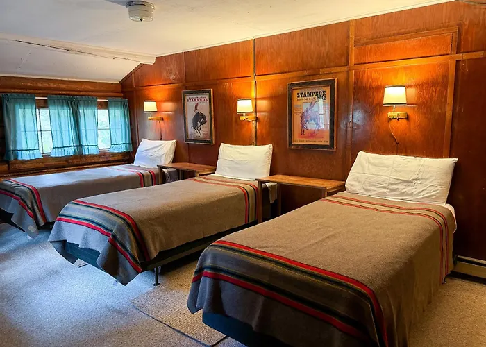 Blackwater Creek Ranch Lodge Wapiti