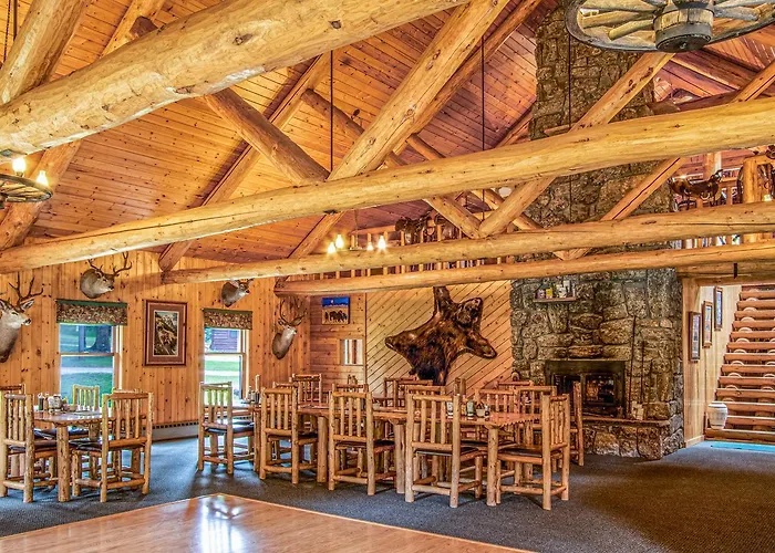 Blackwater Creek Ranch Lodge *